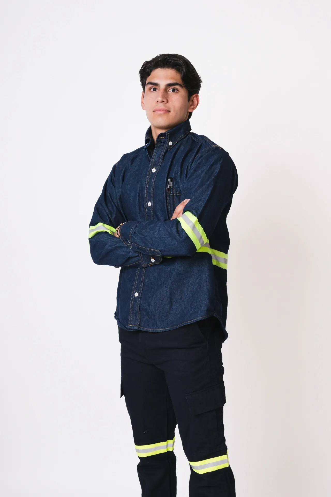 Camisolas, overoles, chalecos y más ropa industrial