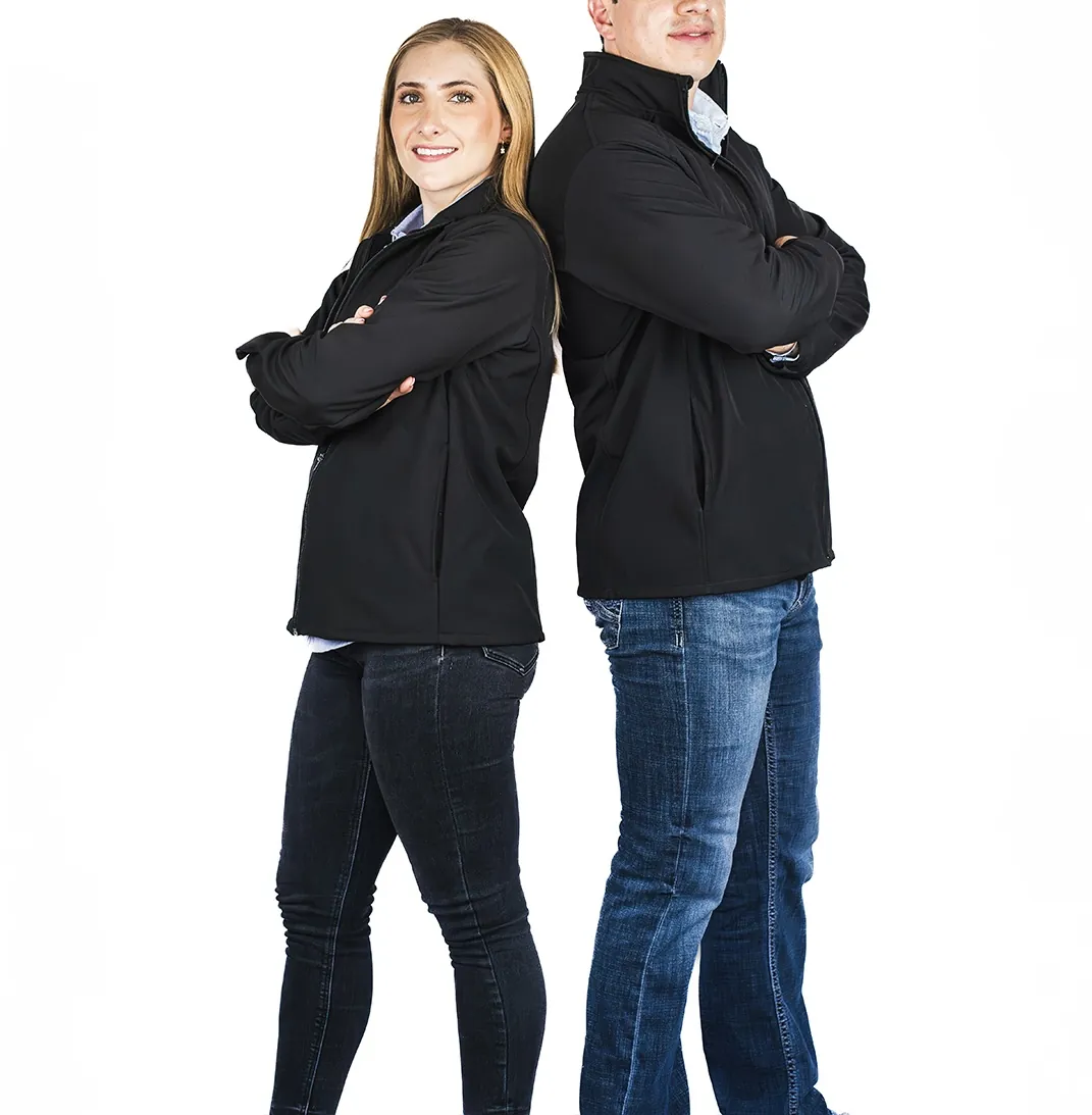 Camisas, polos, pantalones y más para tu uniforme empresarial